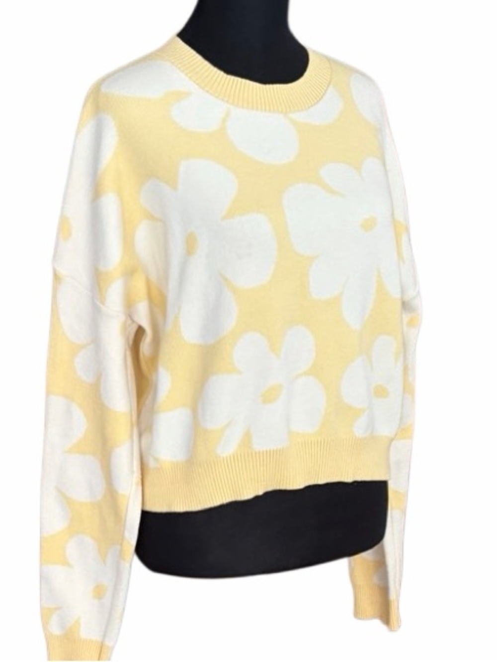 DEBUT floral knit pullover crew neck sweater size Large. - Picture 6 of 7
